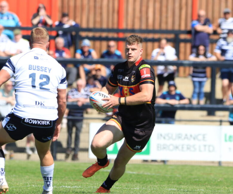 BECKETT TO DEPART RAMS IN SWAP DEAL