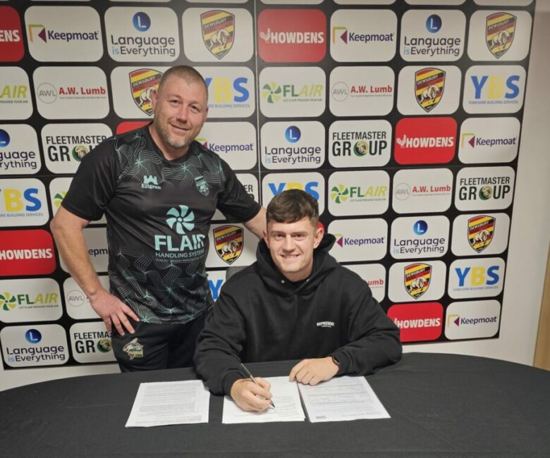 SHAW SIGNS FOR 2025