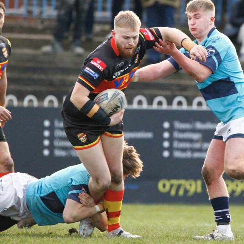 WALKER RE-SIGNS FOR 2025