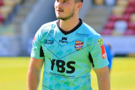 MEARNS RE-SIGNS FOR 2025