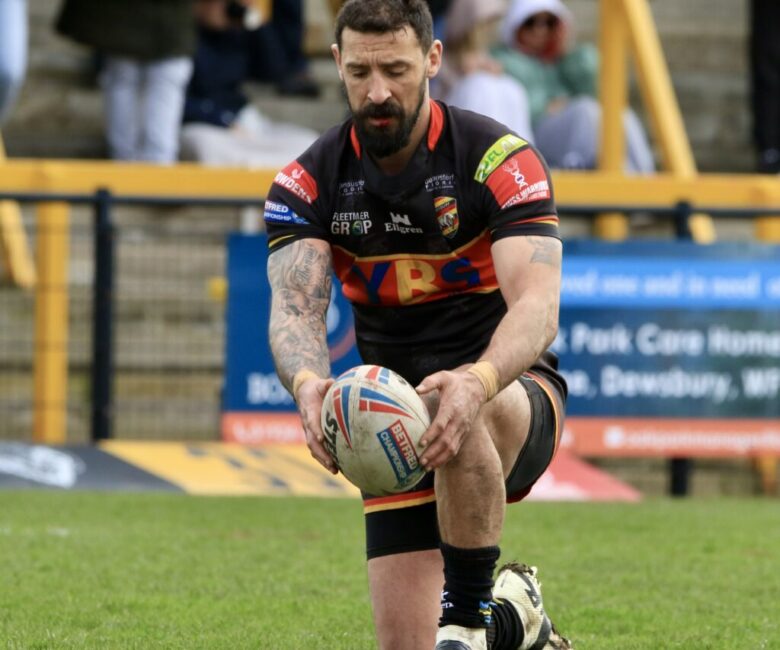 SYKES RE-SIGNS FOR 2025