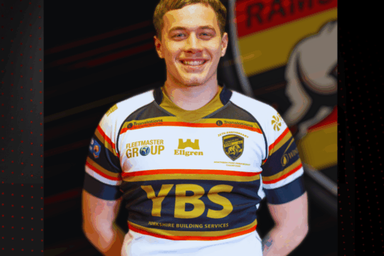 Roberts Signs Two-Year Deal